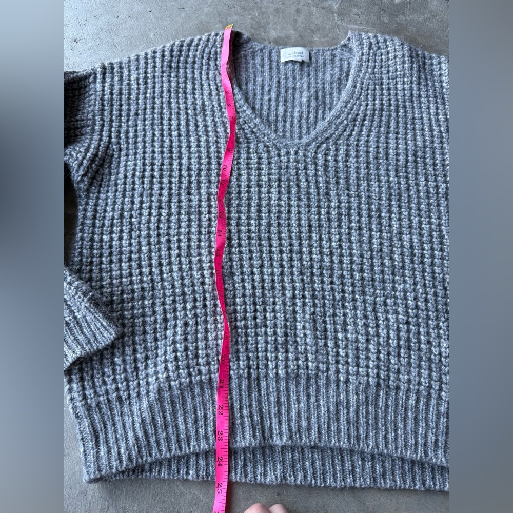 Wilfred Aritzia Charcoal V-Neck Sweater Cotton and Alpaca Blend Size Small - Picture 6 of 9